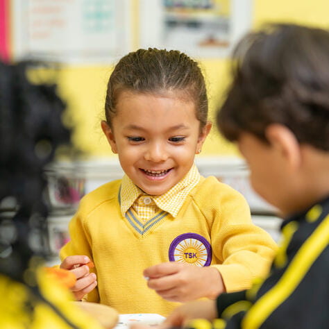 معلومات لأولياء الأمور | دار حضانة الشمس المشرقة - 02 - Small Text And Image