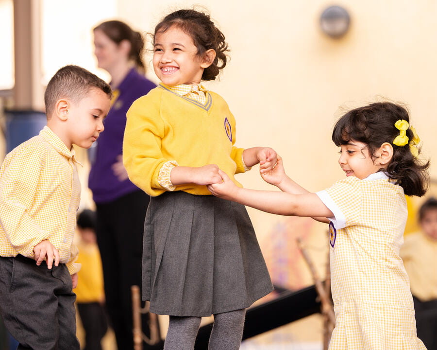 دار حضانة الشمس المشرقة | حضانة في الكويت | أعمار 1 - 4 - Selection List