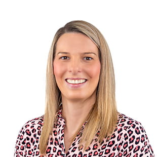 Meet Our Teachers | The Sunshine Kindergarten in Kuwait - 03 - Feature Cards Tabs