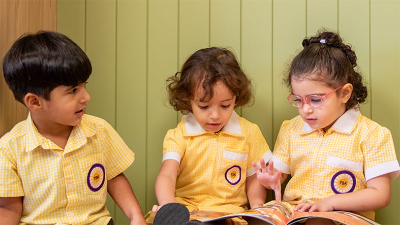 دار حضانة الشمس المشرقة | حضانة في الكويت | أعمار 1 - 4 - Feature Cards Pattern