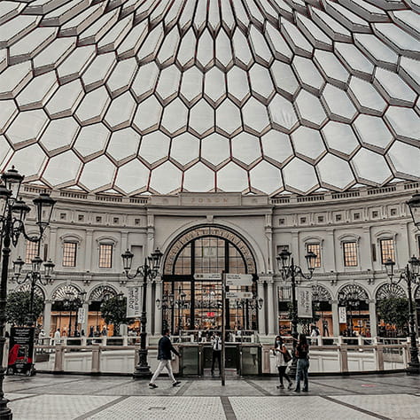 الانتقال إلى الكويت | دار حضانة الشمس المشرقة في الكويت - 02 - Feature Cards Pattern