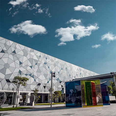 الانتقال إلى الكويت | دار حضانة الشمس المشرقة في الكويت - 02 - Feature Cards Pattern